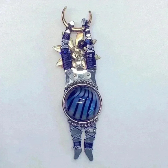 Liztech 1996 Sun Goddess Brooch Blue Silver Gold - Picture 1 of 4